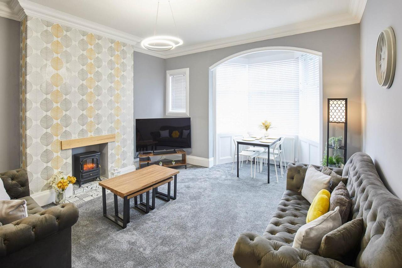Ground Floor Apartment Скарборо Екстер'єр фото